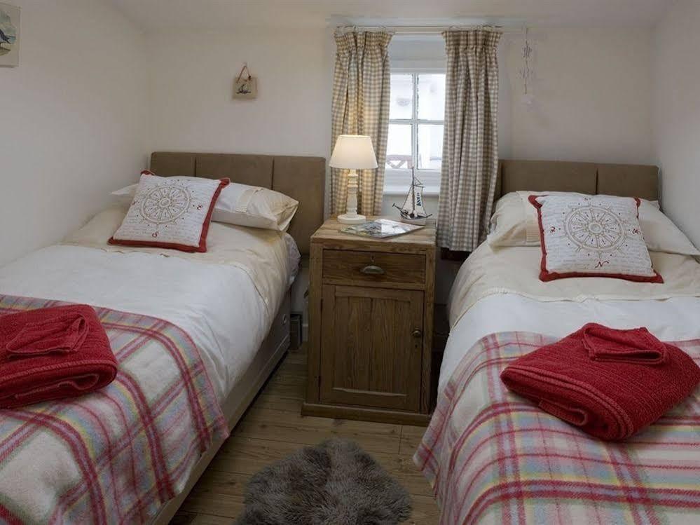 Tan Y Cytiau Villa Holyhead Eksteriør billede