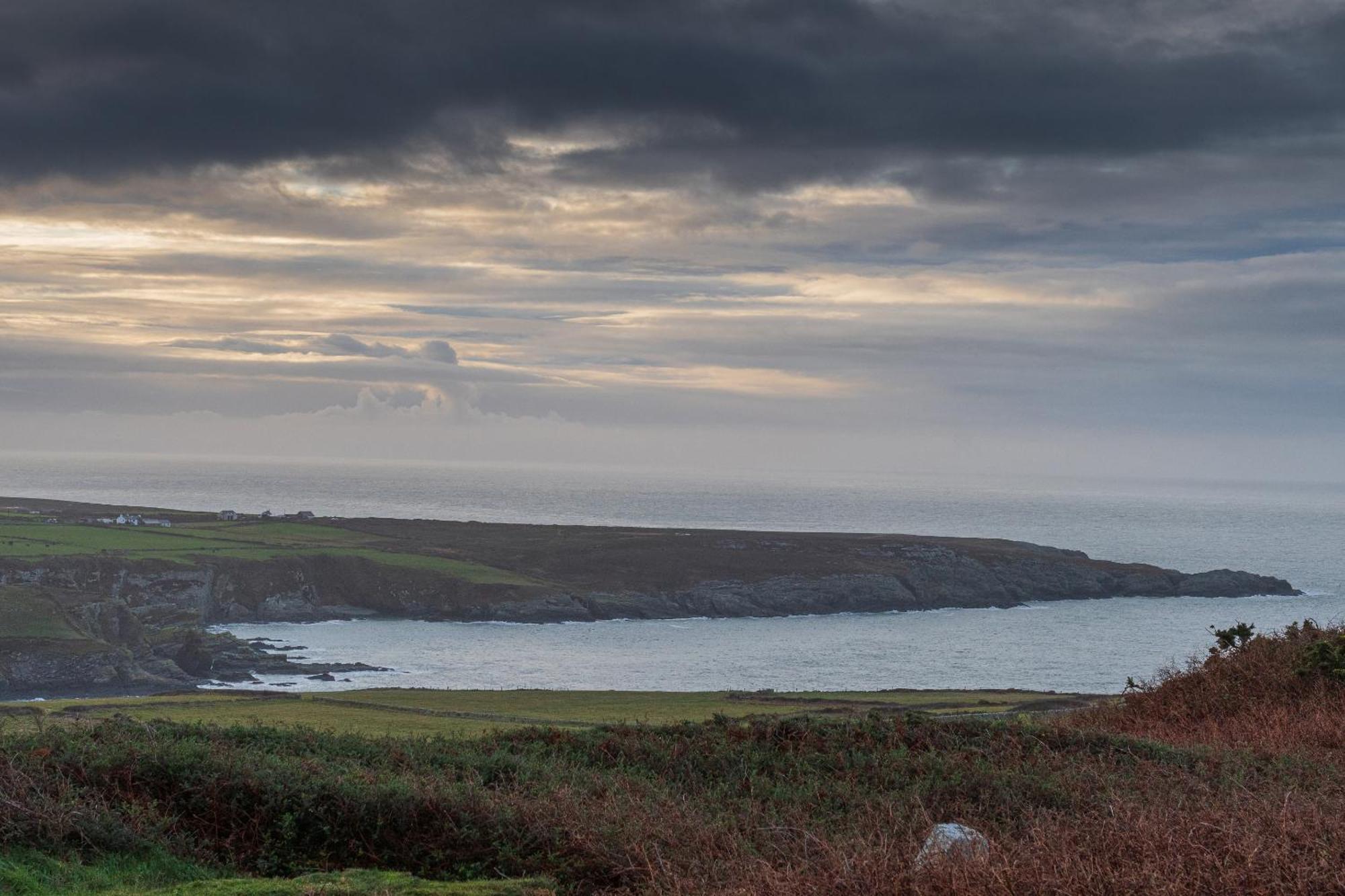 Tan Y Cytiau Villa Holyhead Eksteriør billede